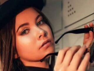 webcamgirl videochat ElodiRose