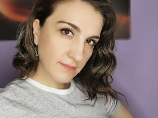 mastubating web cam girl EmberWinchester