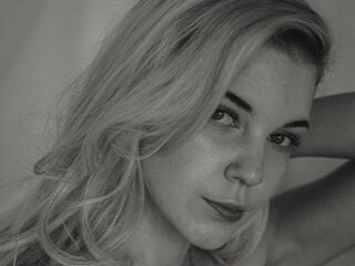 camgirl spreading pussy EsmiStewart