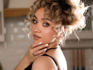 closeup web cam EvaSoftly