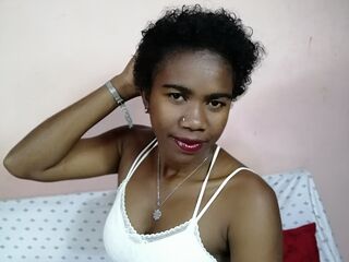 naked webcamgirl picture FaraZeria