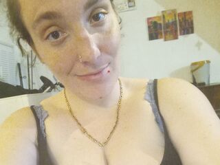 naked camgirl picture FionaAnoif