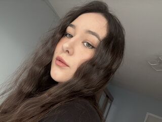 nude webcamgirl pic GemmaEvitt