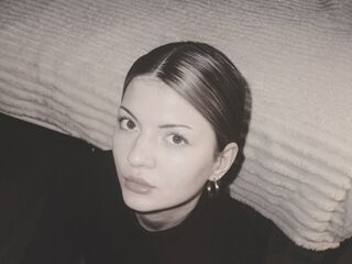 hot chatroom GenaBaillargeon