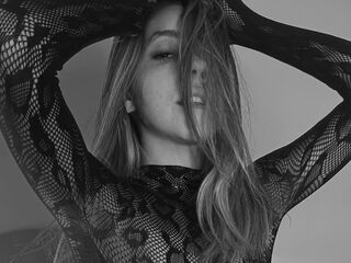 beautiful cam girl GiovanaKovalenko