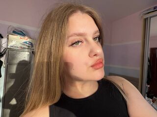 free webcam chatroom GraceHollis