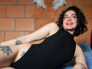 camgirl masturbating with dildo GretaMo