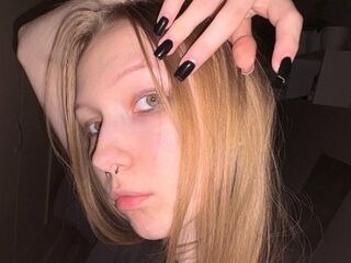 camwhore masturbating with vibrator GriselCammarano
