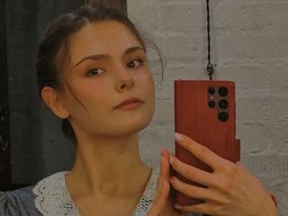 camgirl masturbating with sextoy HelenaBerkheimer