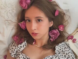 webcam show IlanaThoen