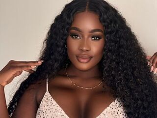 cam girl fingering IrisDavie