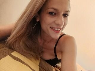 chatroom webcam photo IsaaBella