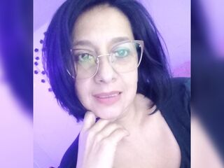 hot cam girl fingering pussy IsisDorada