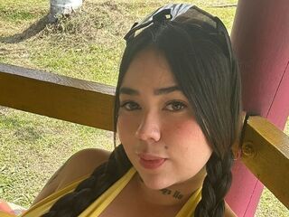 chat room live cam IvvoneWilson