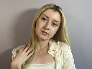 chatwhore JeanneHolmes