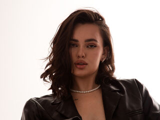 cam girl playing with dildo JenniferLouns