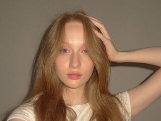 hot cam girl masturbating with vibrator JoGranieri