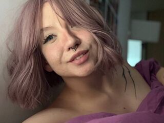 beautiful camgirl JoyceTreier