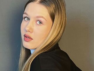 masturbating cam girl JoycelynDoctor