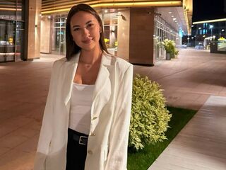 livesex cam girl KaranAreas