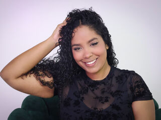 fingering webcamgirl KarlaMathews
