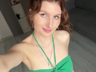 topless KarmenZeinert