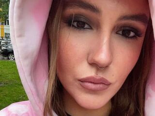naked webcamgirl photo KaterinePiers