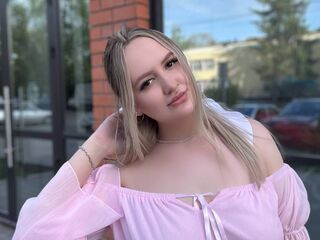 cam girl playing with dildo KellyHowell