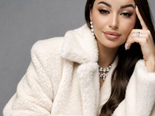 naked webcamgirl video KhandiLauren