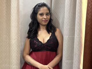 webcam babe KiaraMuse