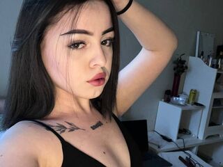 hot strip tease cam KitaTomson