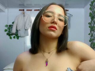 free webcam video KittyLuz