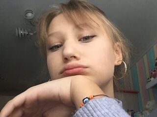 cam slut LakeeshaBrimmer