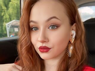 naughty cam LatiaEld