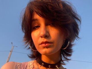 jasmin LatoshaZayicek