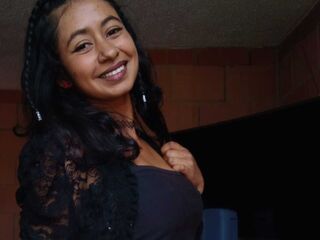 voyeur web cam LauCardigan