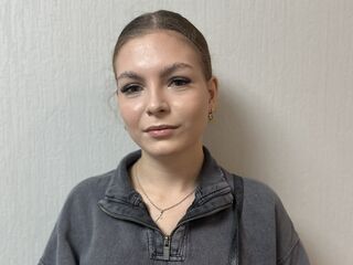 nude cam LauraTang
