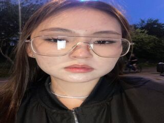 camgirl porn LauriMoradel