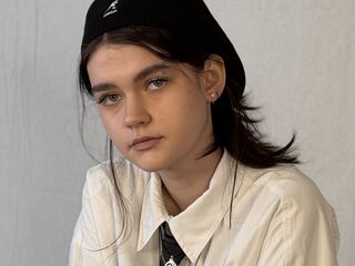 hot live cam LeannMolineaux