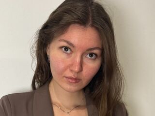 chat room webcam photo LeilaCoocher