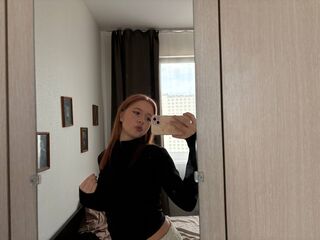 webcamgirl LennieLukasik