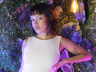 chat with cam LiaFlora
