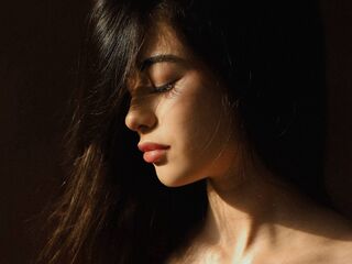 camwhore masturbating with sextoy LisaColee