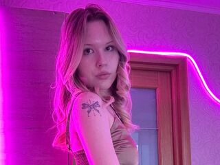 beautiful webcamgirl LissaAssil
