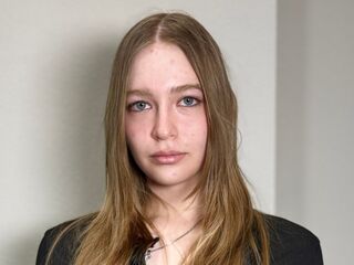 cam girl masturbating with vibrator LoriaStepney