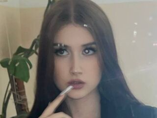 naked webcamgirl photo LovellaWalwyn