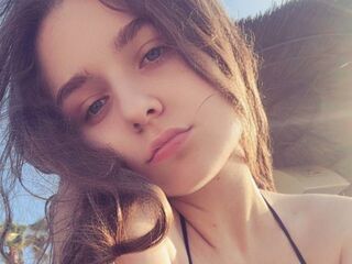 cam LuanaContratto