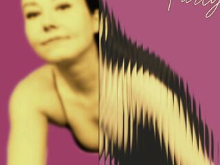 webcam striptease show LucyLevatto