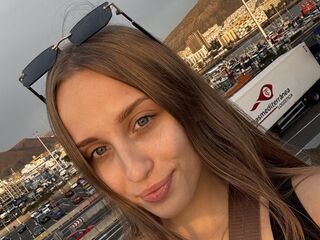 cam slut video chat LunaDarkwood