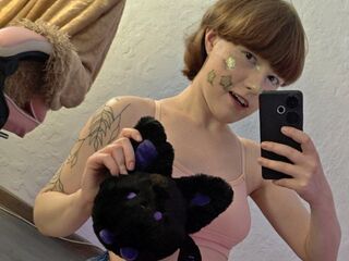 live chatroom LunaWillson